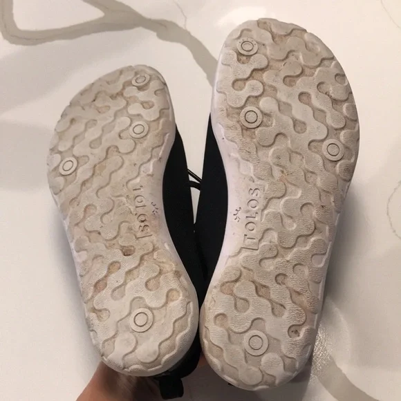 Tolos Archetype Barefoot Sneakers - Picture 3 of 7